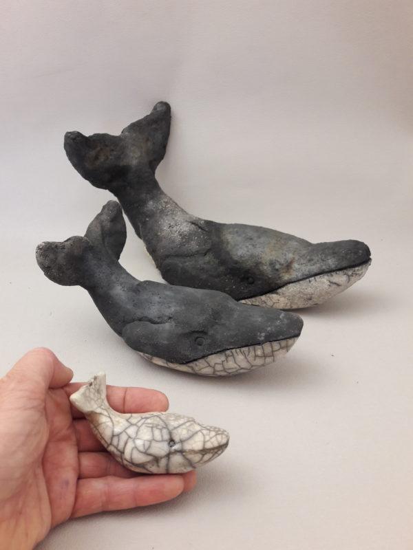 3 tailles baleines à bosse en ceramique raku