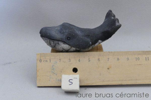 baleine à bosse en ceramique raku mesure