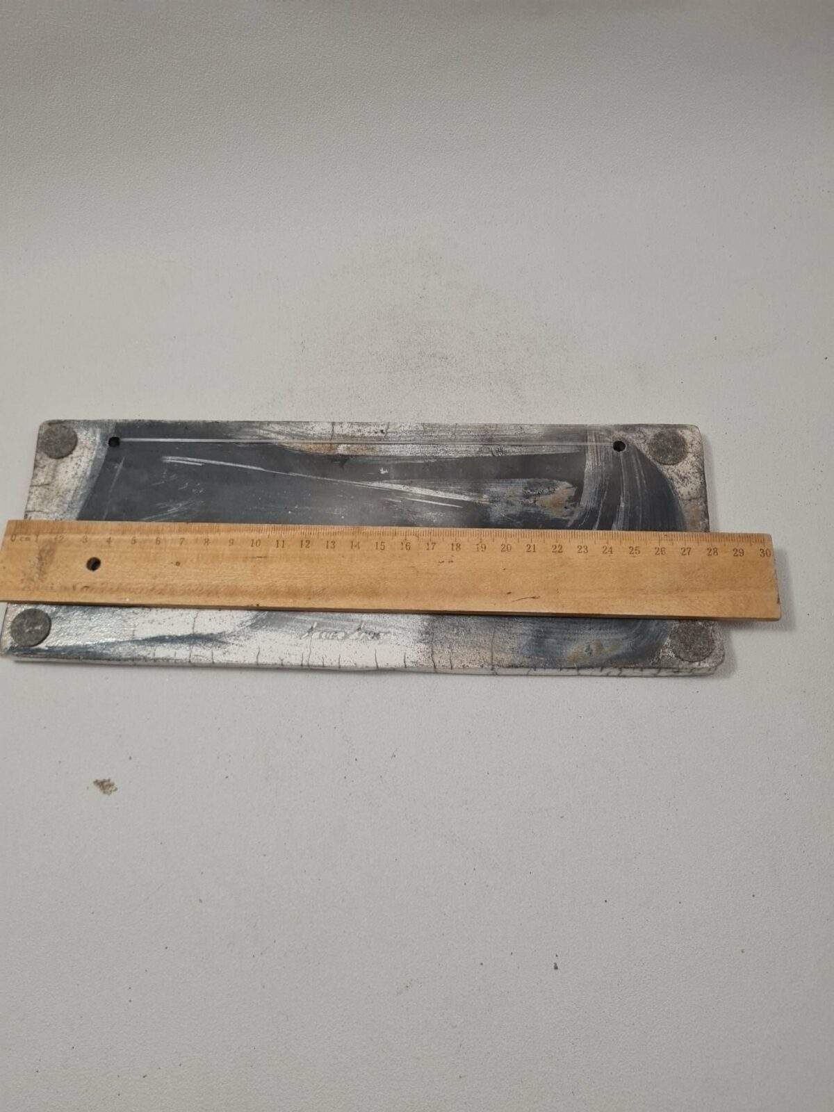 Envol dispersé – plaque murale en céramique raku aux oiseaux – Image 4