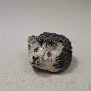 Hérisson petite figurine en Raku Céramique