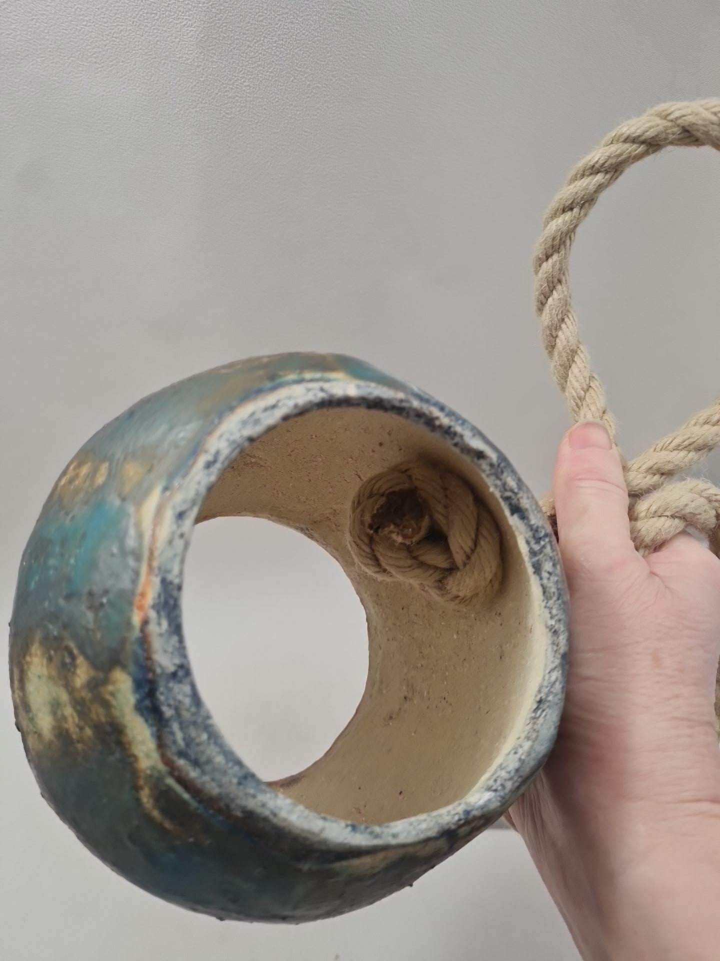 Mangeoire tons marron et turquoise pour nourrir et observer les mésanges - résistante au gel – Image 8