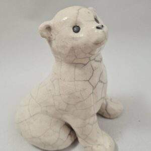 Ourson sage sculpture