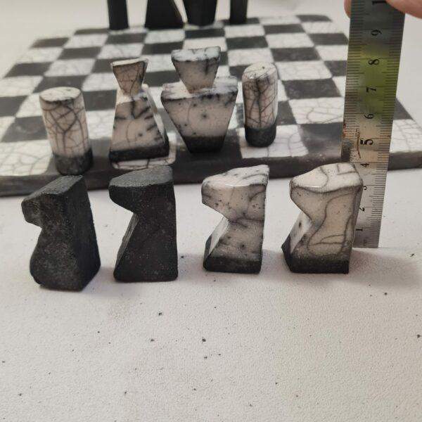 Jeu d’échecs en céramique raku – Une œuvre artisanale unique – Image 7