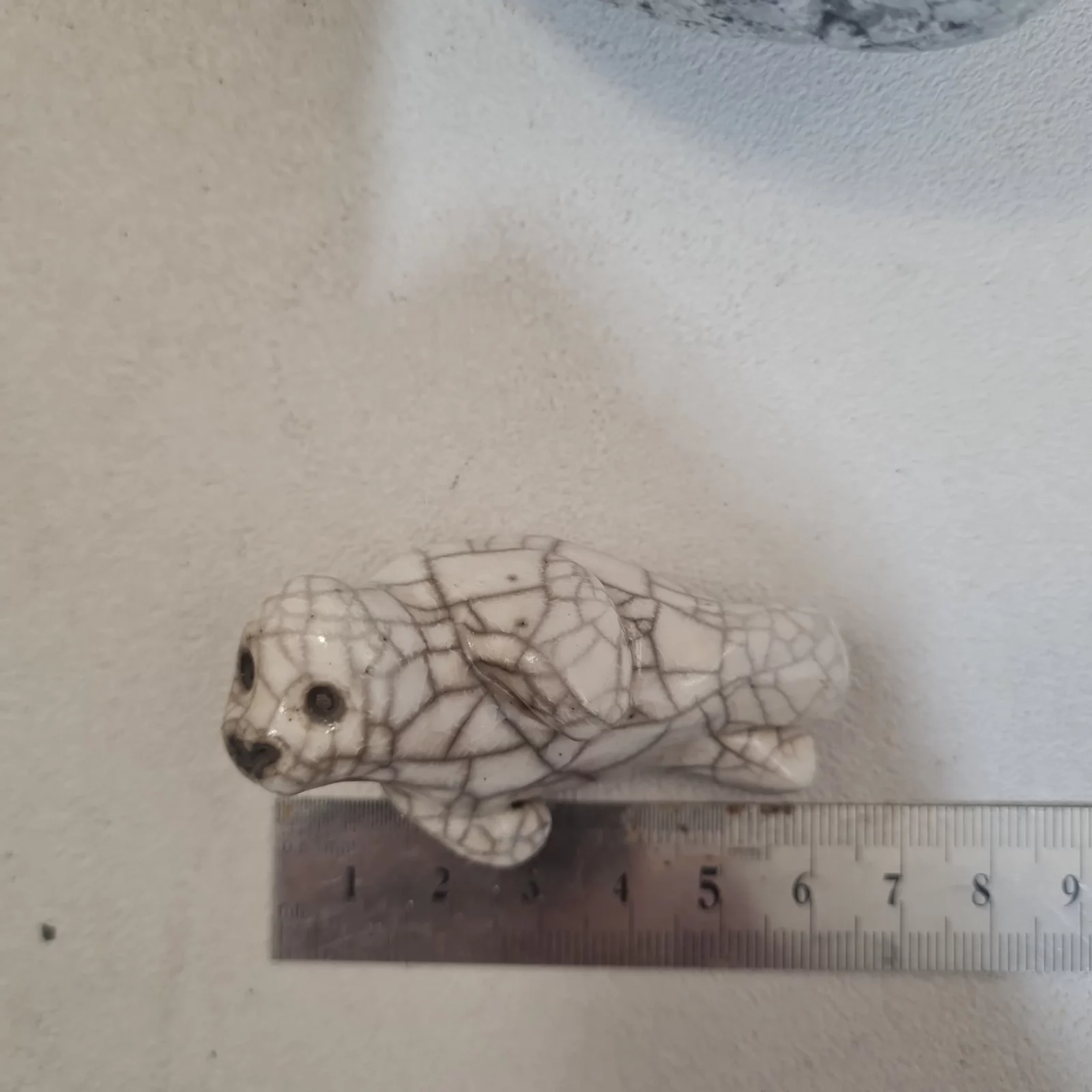 Phoque en céramique Raku - petite figurine – Image 3