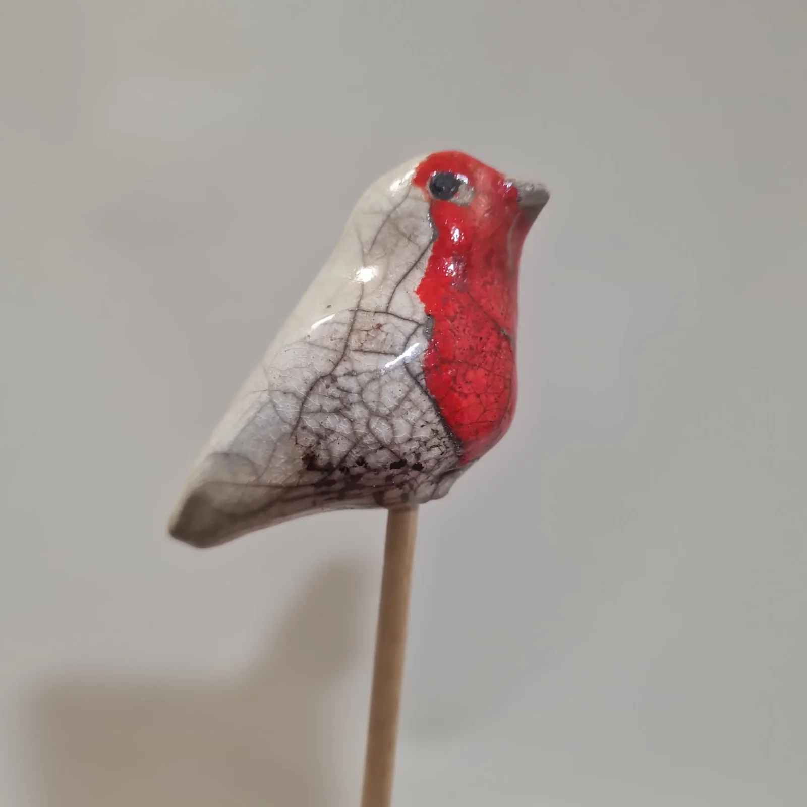 Rouge gorge céramique Raku sur une tige - Tiny – Image 3