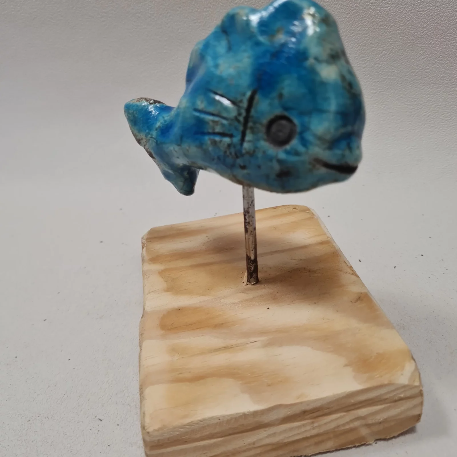 Poisson raku bleu turquoise
